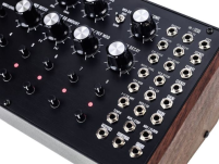 Moog DFAM angle R / studiostore.pl