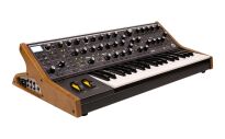 Moog SUBsequent 37 - angle l / studiostore.pl