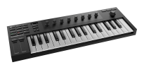 Native Instruments KOMPLETE KONTROL M32 - angle 1