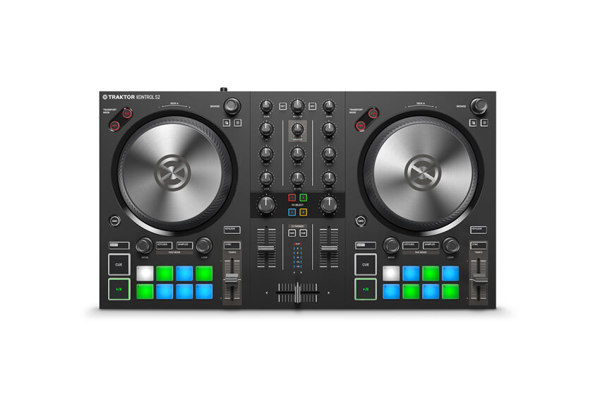 Native Instruments TRAKTOR KONTROL S2 MK3 + TRAKTOR PRO 4 !